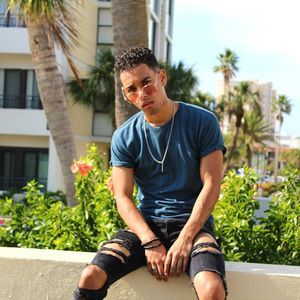 Meet your Posher, Christian